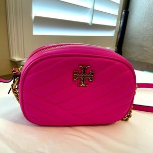 NEW Tory Burch small quilted purse